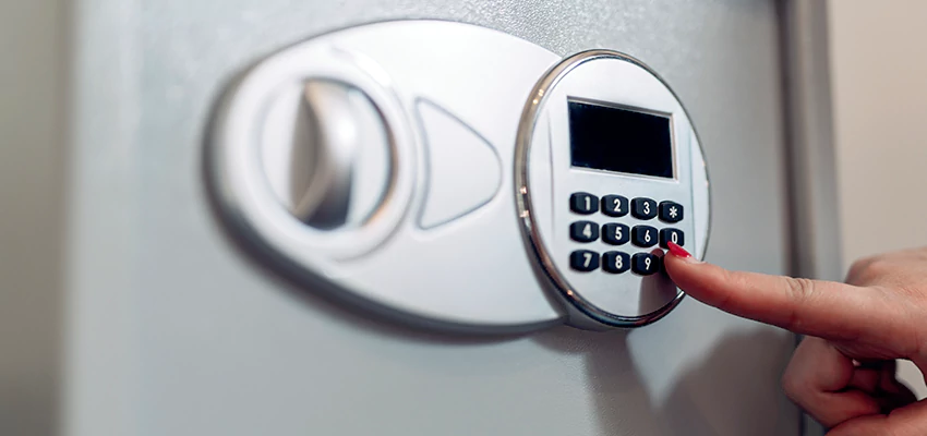 Jewelry Safe Cracking in Camp Pendleton North, California