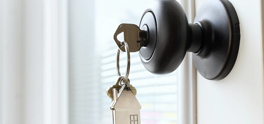 Bifold Door Knob Replacement in Camp Pendleton North, California